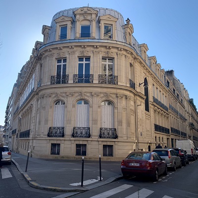 ACQUISITION OF THE BUILDING AT 43-45 AVENUE D’IENA IN PARIS